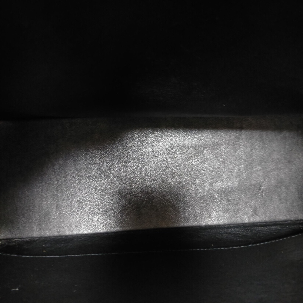 Chanel Shoulder Bag Black Leather - Picture 8 of 9